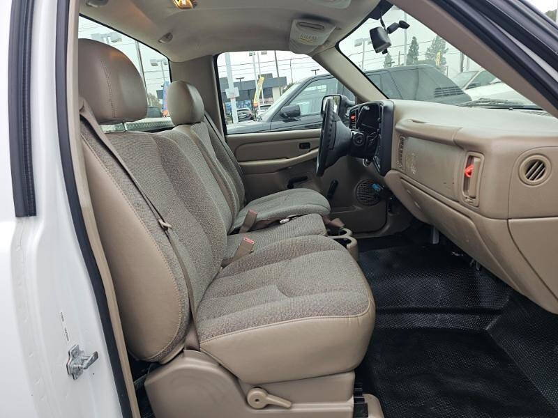 2004 Chevrolet Silverado 1500 Work Truck